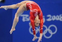 中超联赛比分排名，中超联赛赛程积分排名？